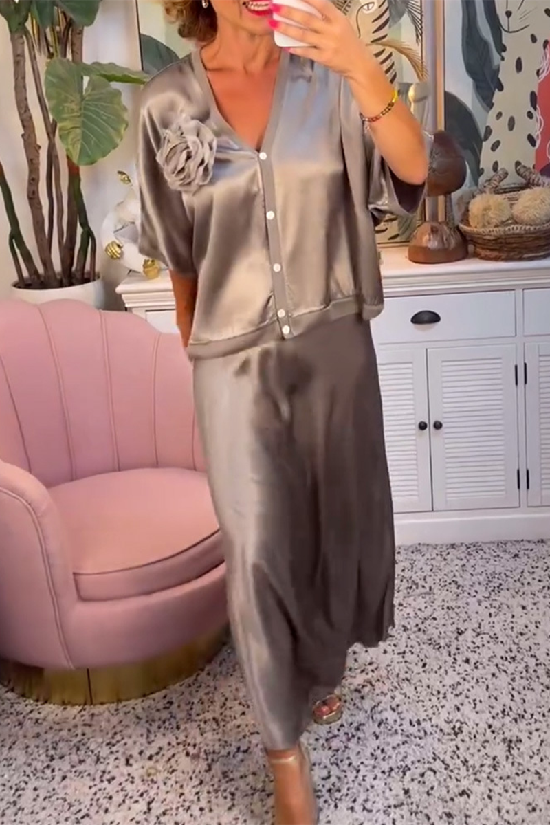 Gracefully Styled Garment for Any Occasion