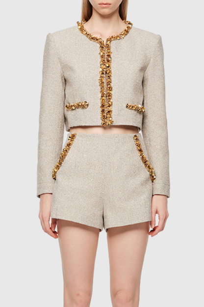 Well Tailored Jacket with a Graceful Silhouette