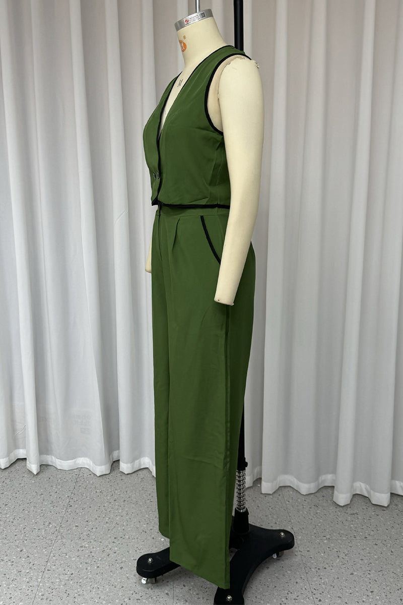 Sophisticated Garment with a Clean Classic Look