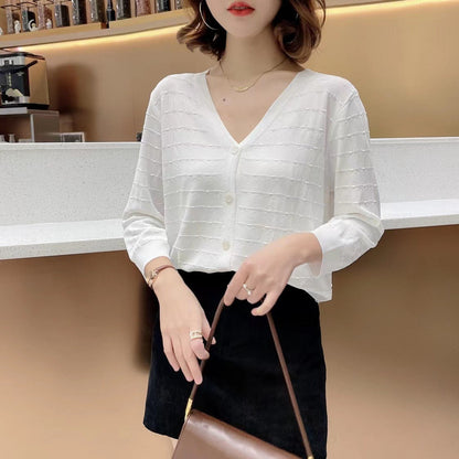 Classic Vintage & Enduringly Stylish Cardigan