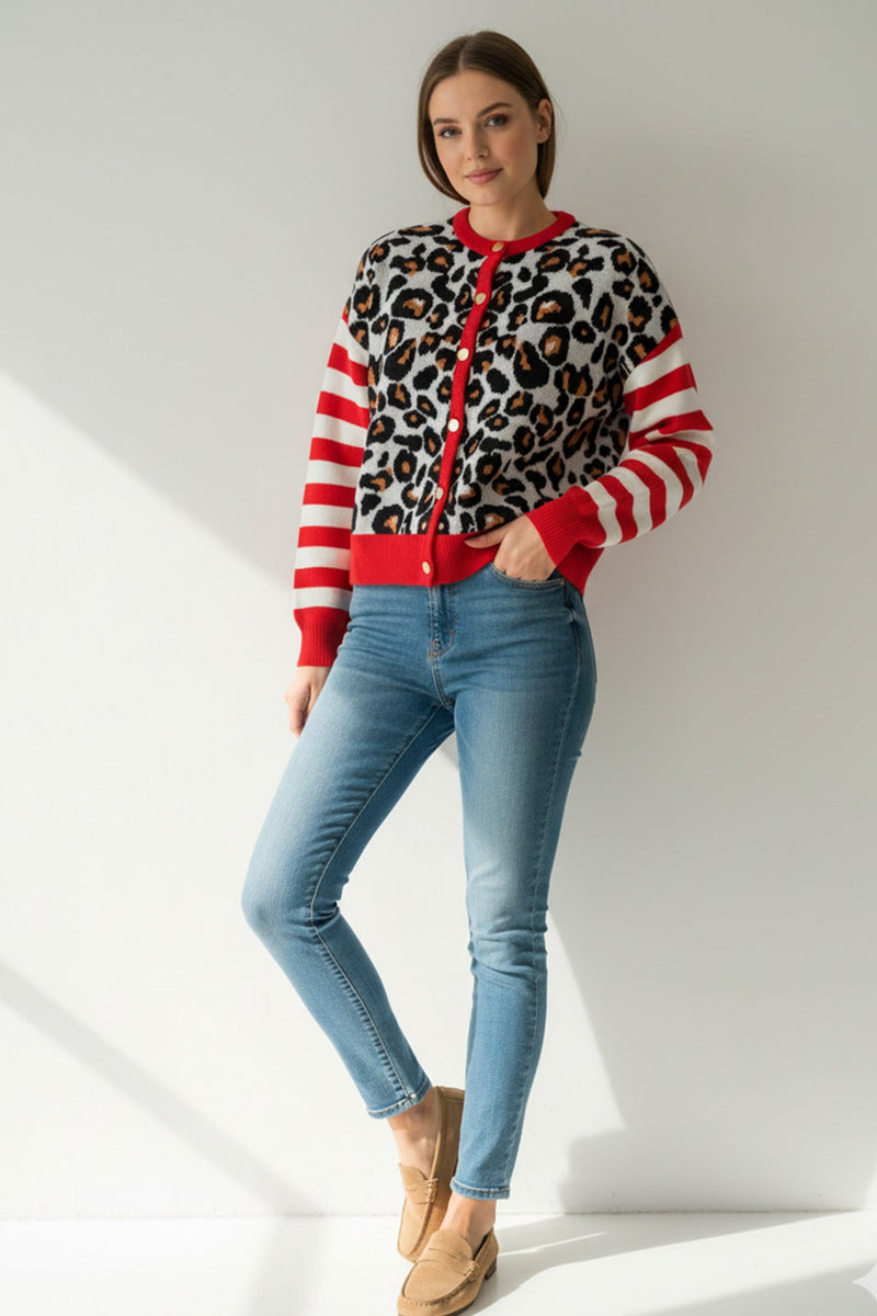 Effortlessly Elegant Cardigan with a Timeless Design