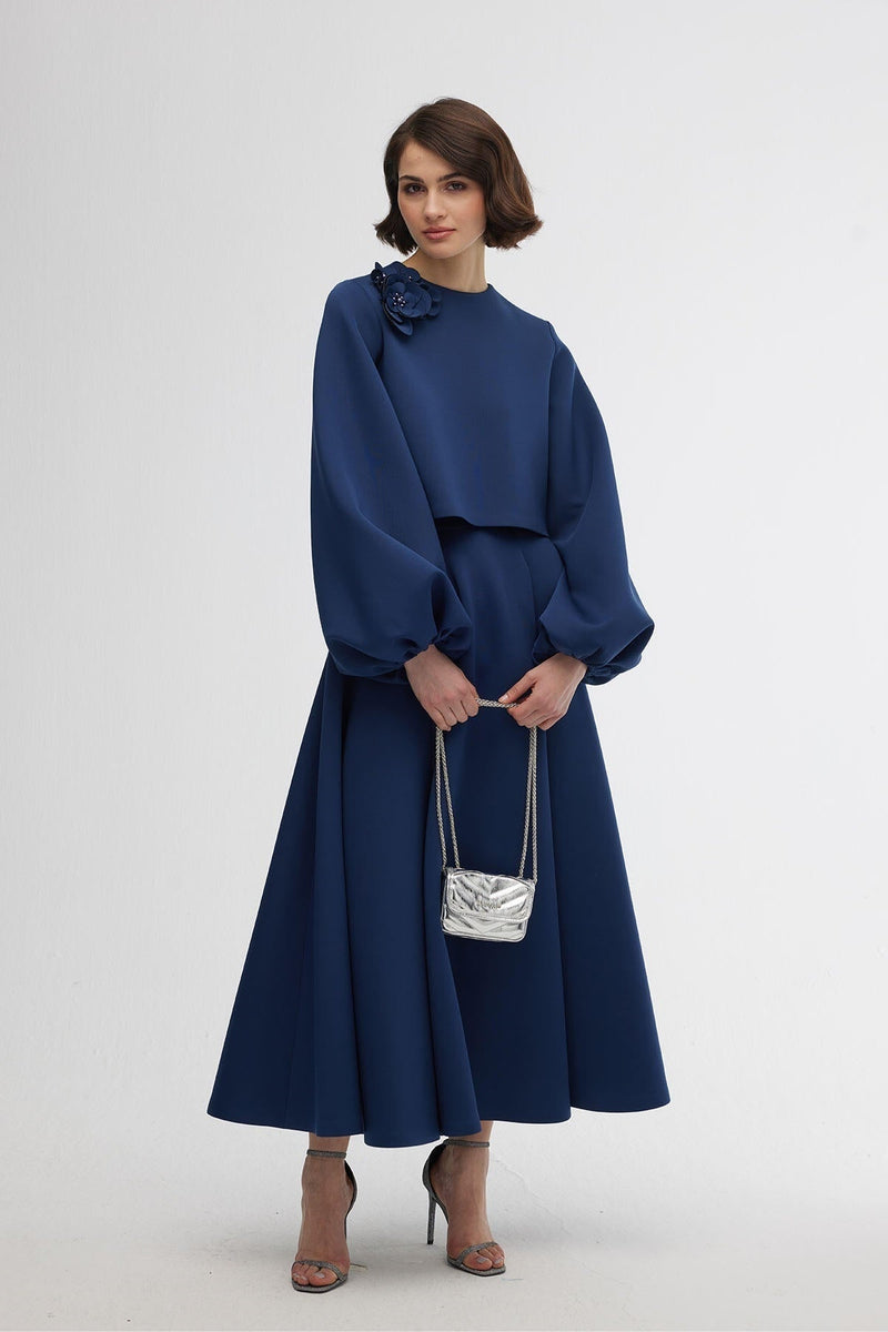 Gracefully Styled Garment for Any Occasion
