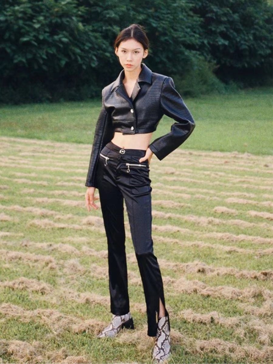 Classic Vintage Jacket with a Flattering Fit