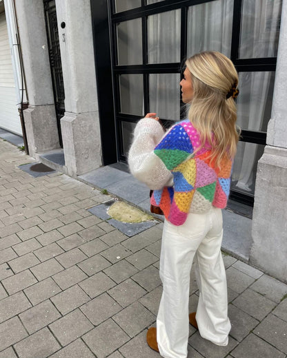 Beautifully Crafted Cardigan in a Classic Style