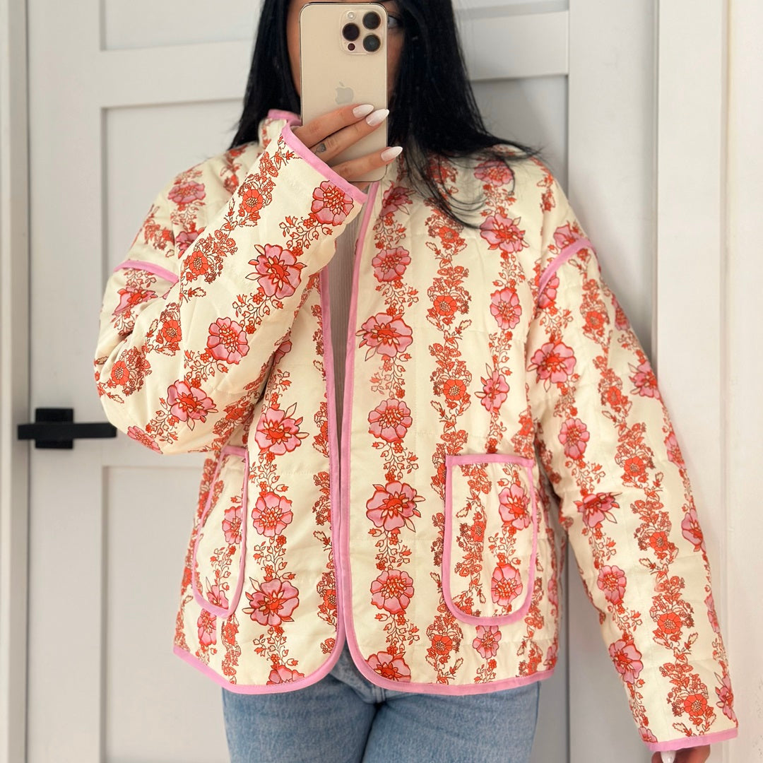Elegantly Styled Jacket for Everyday Wear