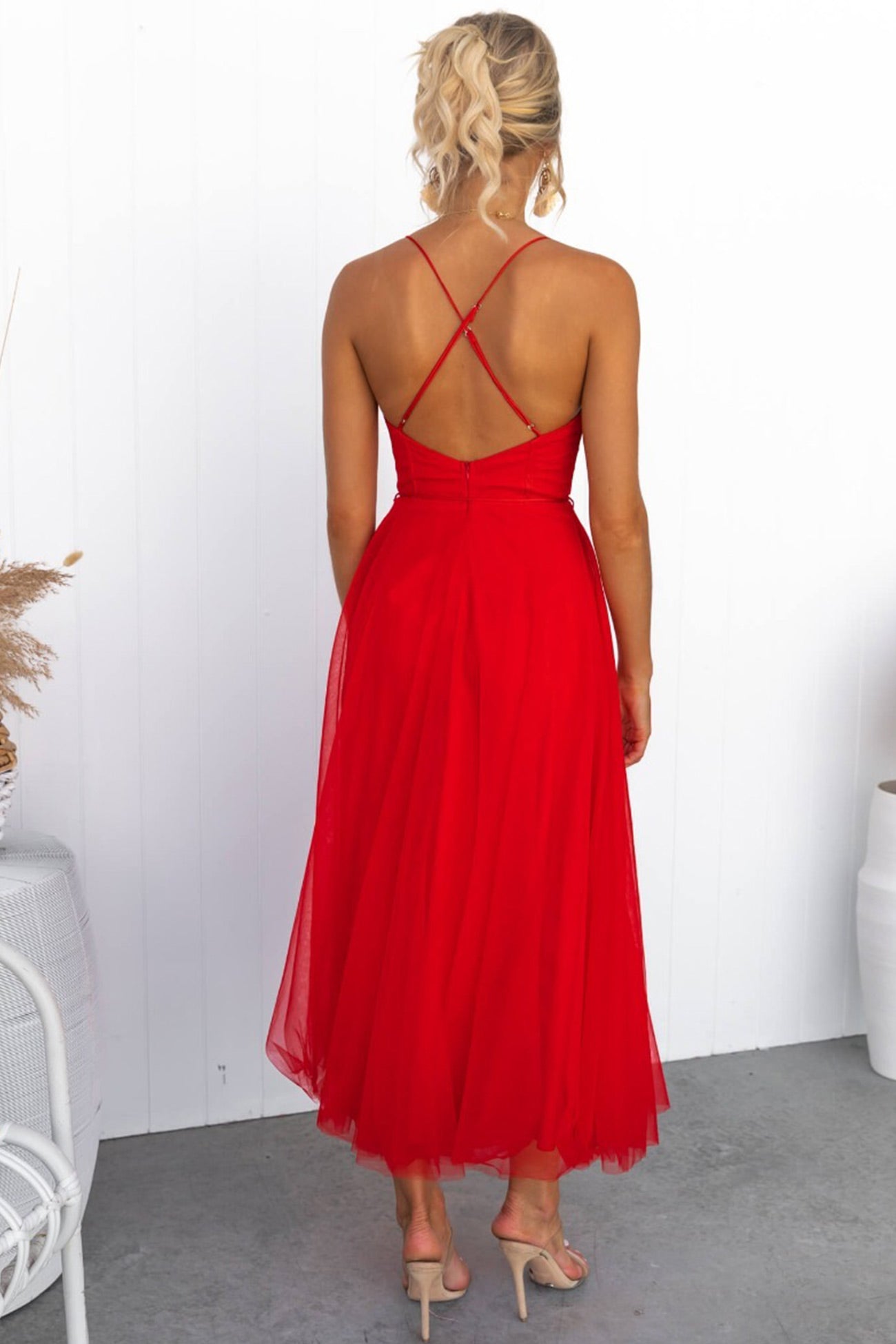 Classic Vintage Dress with a Flattering Fit