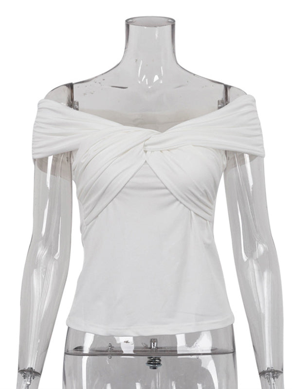 Well Tailored T-Shirt with a Graceful Silhouette
