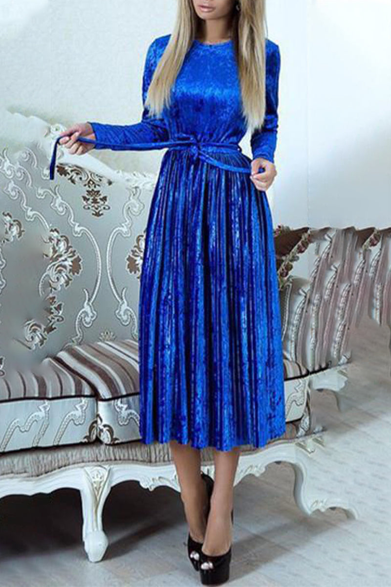 Classic Vintage & Enduringly Stylish Dress
