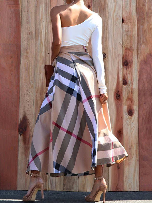 Gracefully Styled Garment for Any Occasion