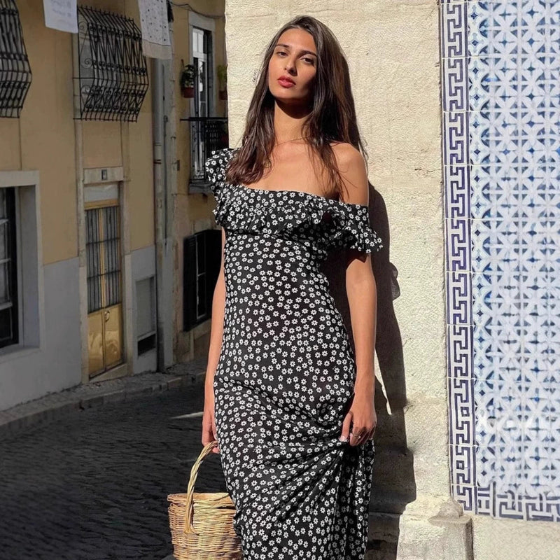 Elegantly Styled Dress for Everyday Wear