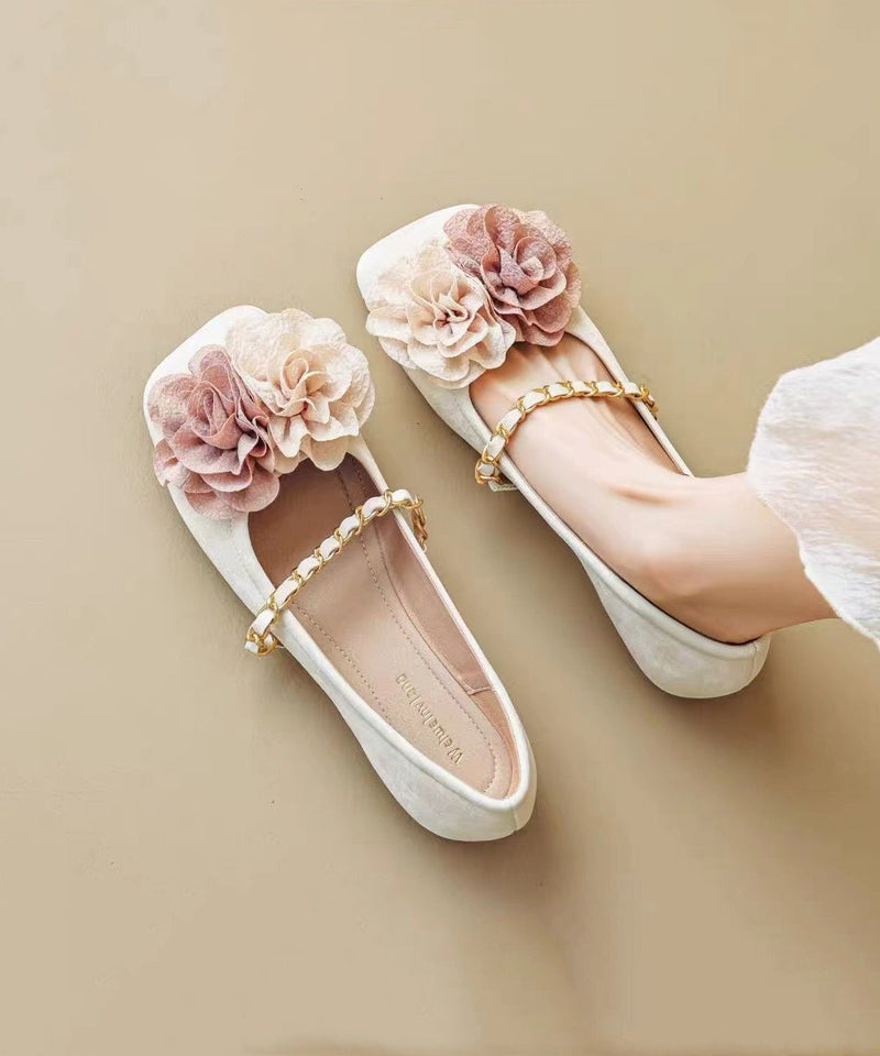 A Vintage Style Shoes with Delicate Timeless Details