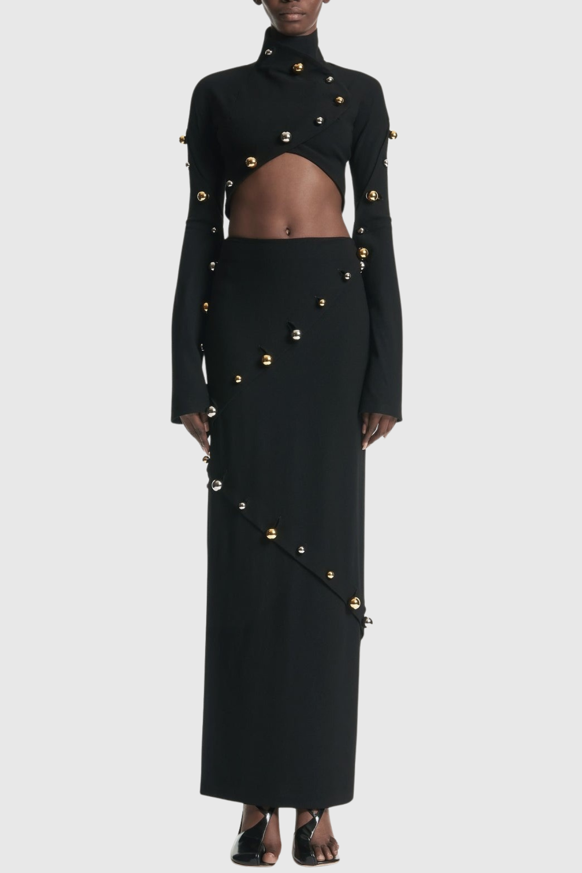 Effortlessly Elegant Top with a Timeless Design