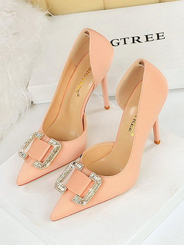 Elegantly Styled Garment for Everyday Wear