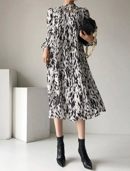 Sophisticated Dress with a Clean Classic Look