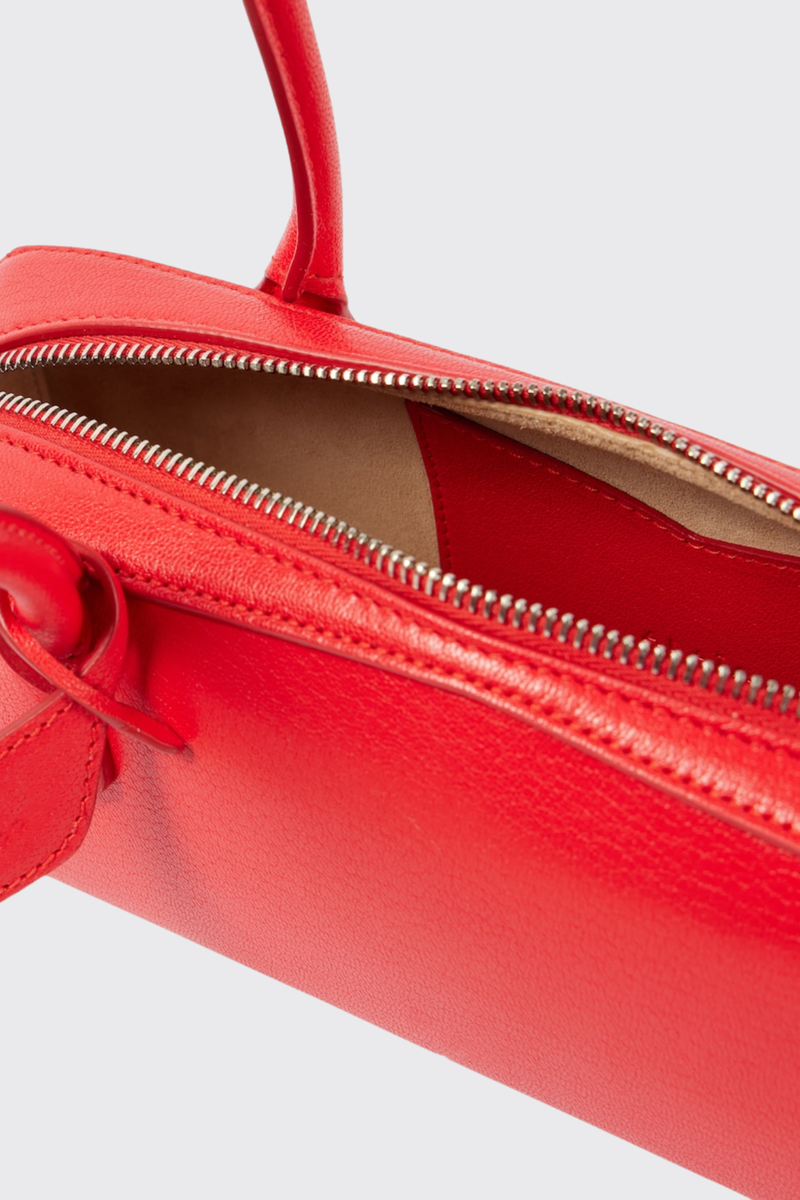 Classic Vintage Bag with a Flattering Fit