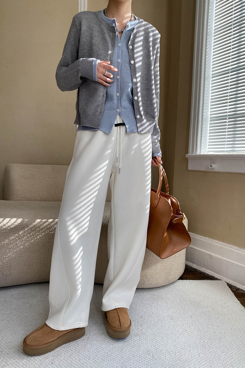 Elegantly Styled Cardigan for Everyday Wear