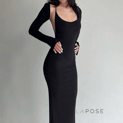 Gracefully Styled Garment for Any Occasion