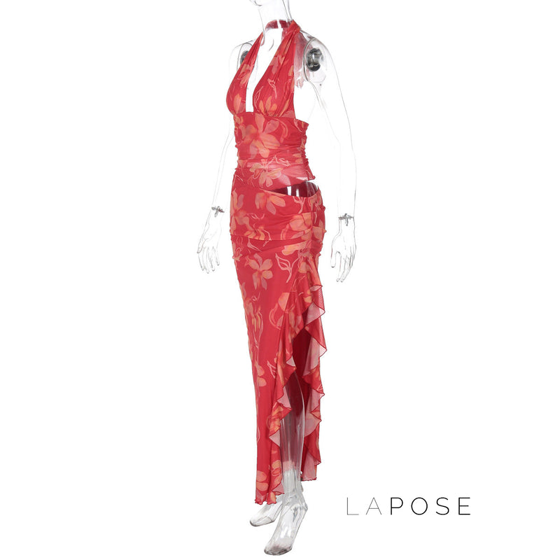 Well Tailored Garment with a Graceful Silhouette