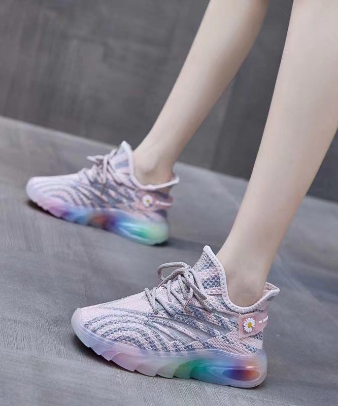 Well Tailored Shoes with a Graceful Silhouette