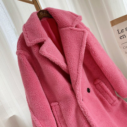 Gracefully Styled Coat for Any Occasion