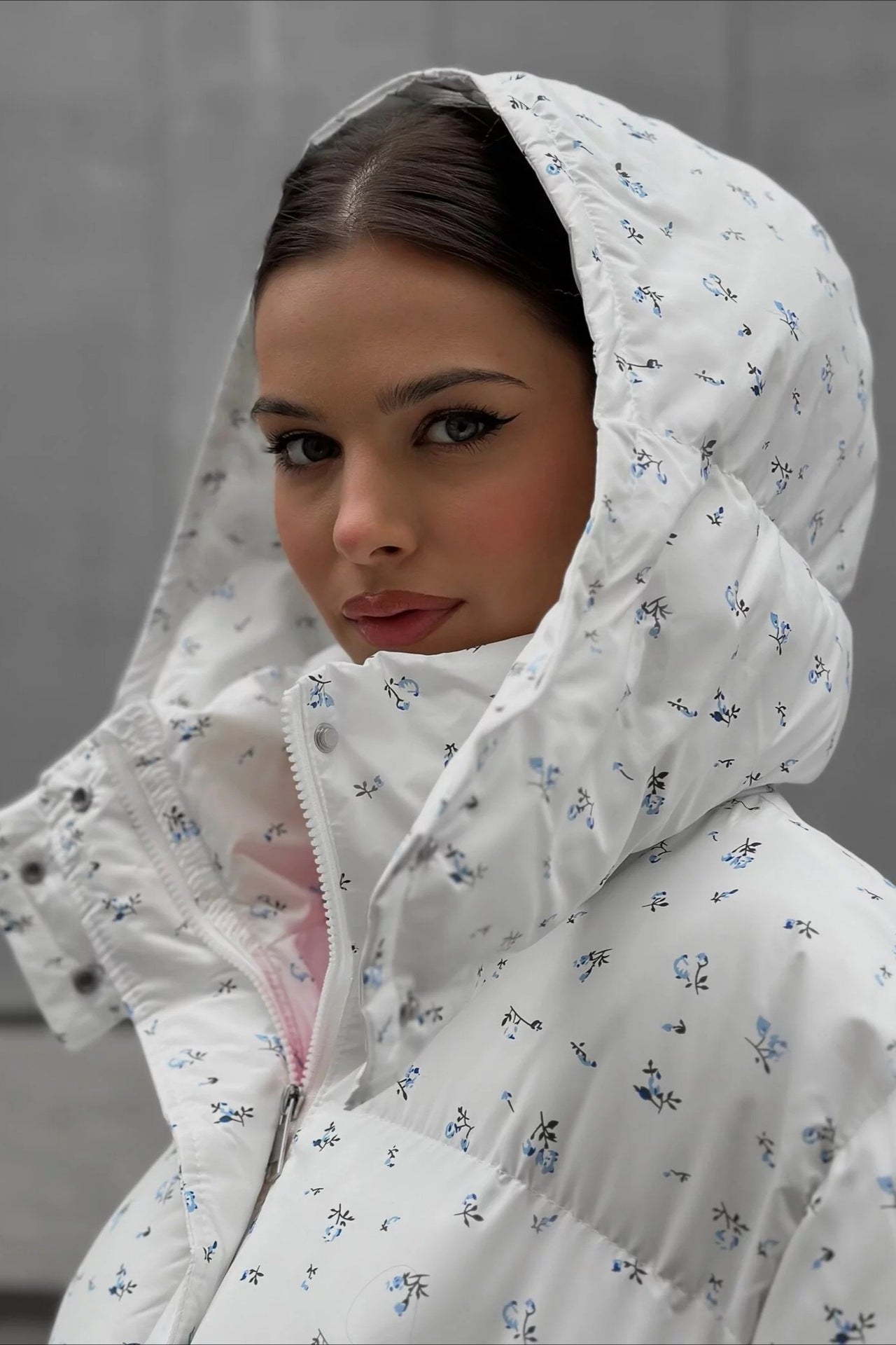 Effortlessly Elegant Jacket with a Timeless Design