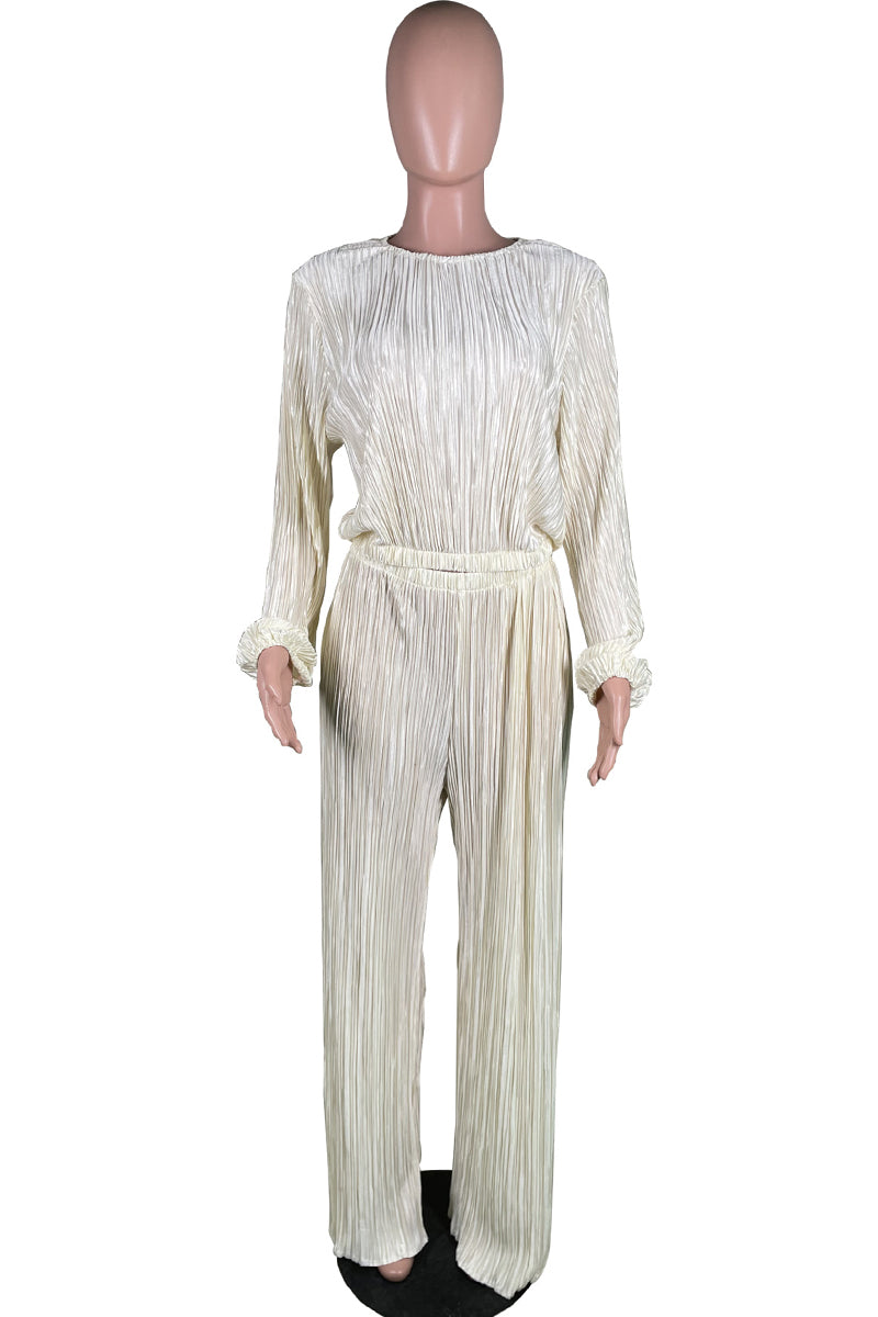 Well Tailored Garment with a Graceful Silhouette