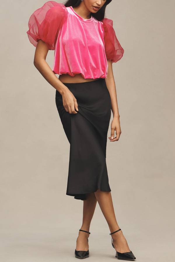 Beautifully Crafted Blouse in a Classic Style
