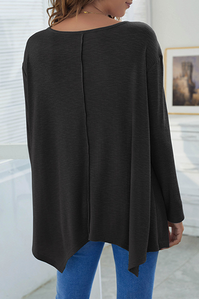 Gracefully Styled Top for Any Occasion