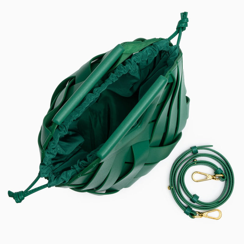 Well Tailored Bag with a Graceful Silhouette