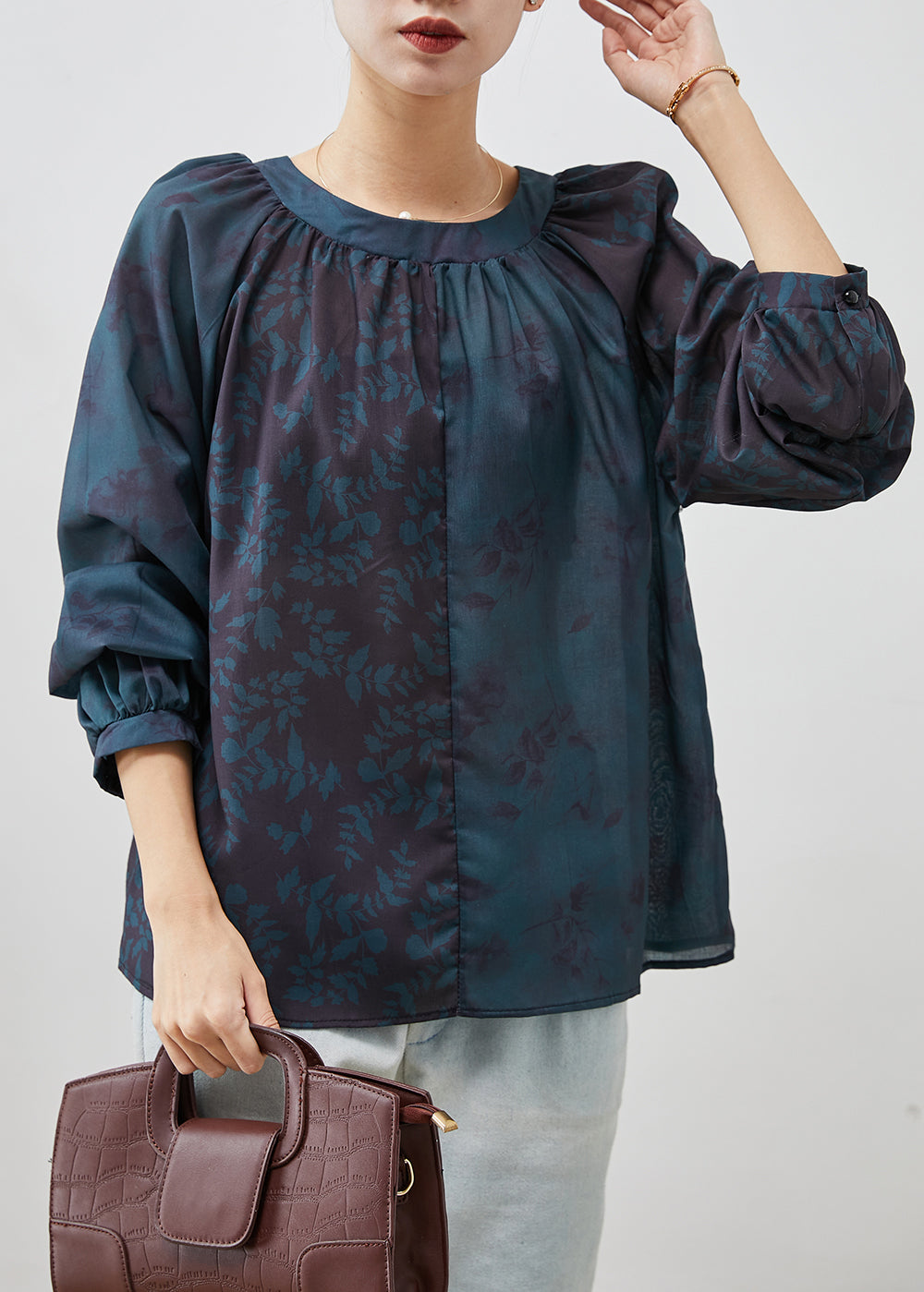 Gracefully Styled Shirt for Any Occasion