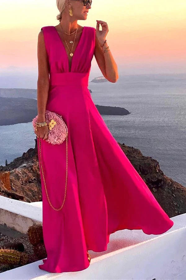 Well Tailored Dress with a Graceful Silhouette