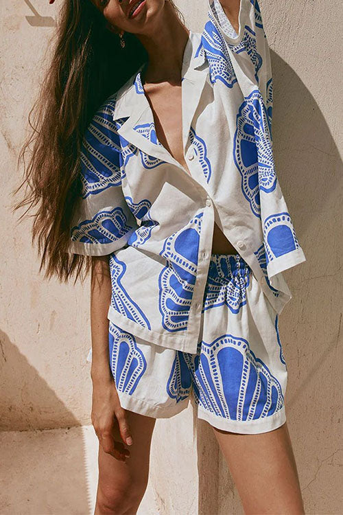 Gracefully Styled Shirt for Any Occasion