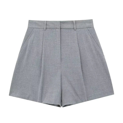 Sophisticated Garment with a Clean Classic Look