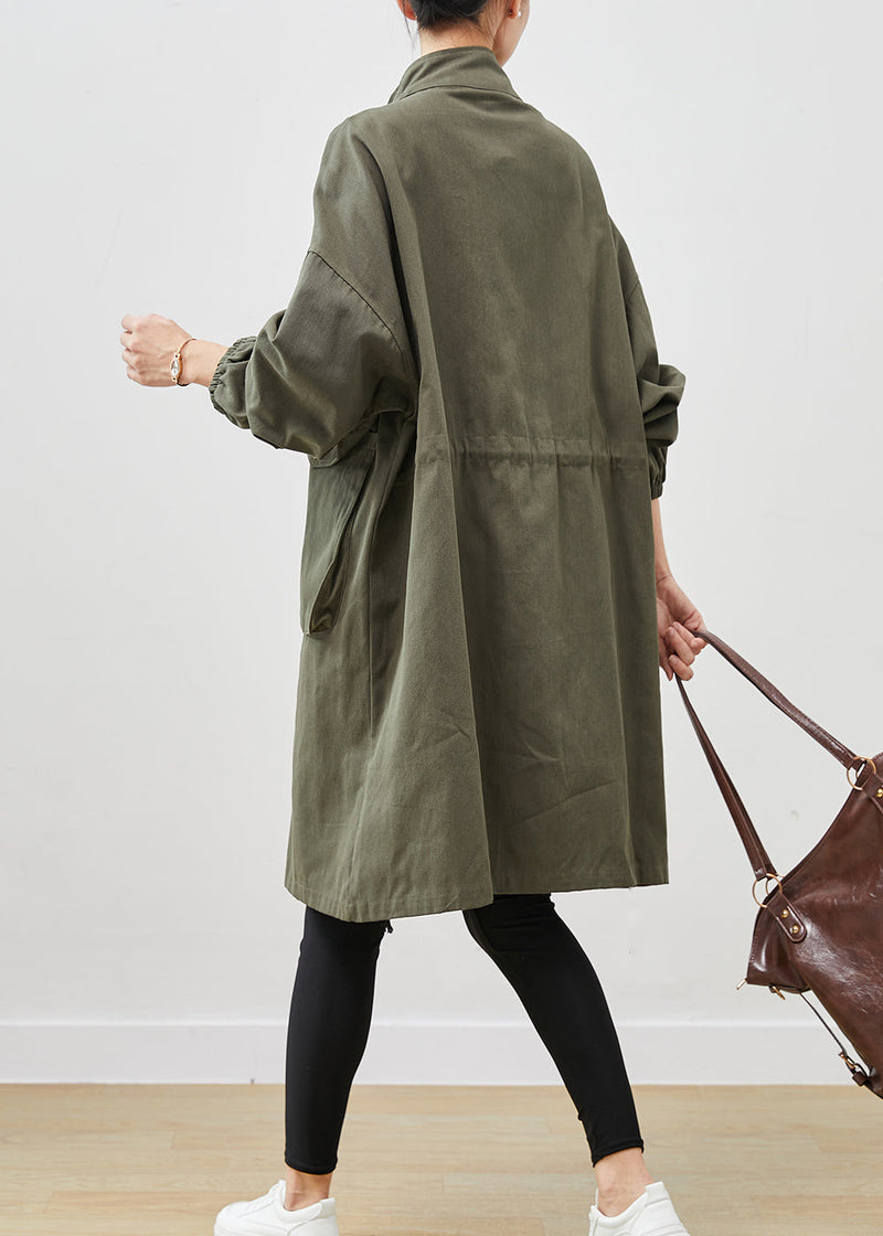 Well Tailored Coat with a Graceful Silhouette