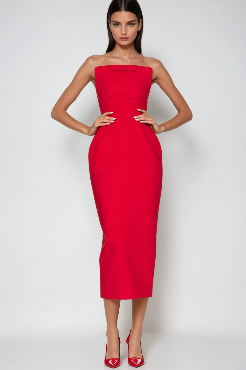 Beautifully Finished Dress in a Timeless Design