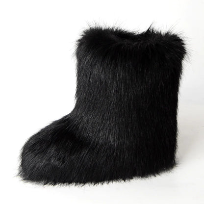 Well Tailored Boots with a Graceful Silhouette