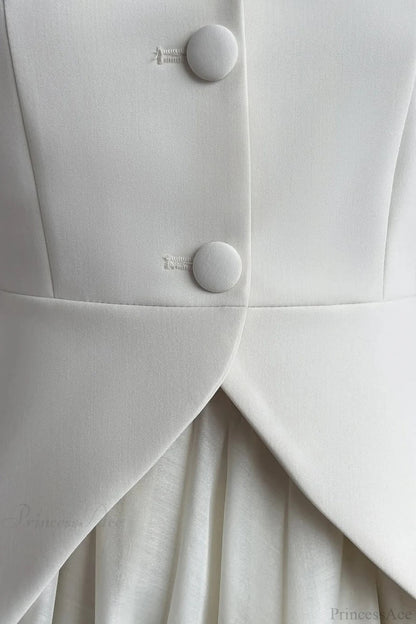 Well Tailored Garment with a Graceful Silhouette