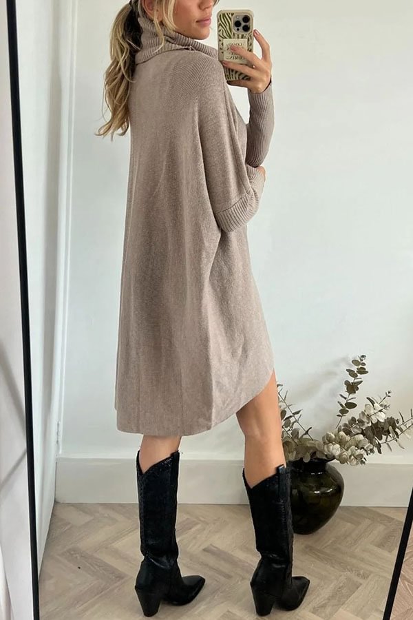 Well Tailored Sweater with a Graceful Silhouette