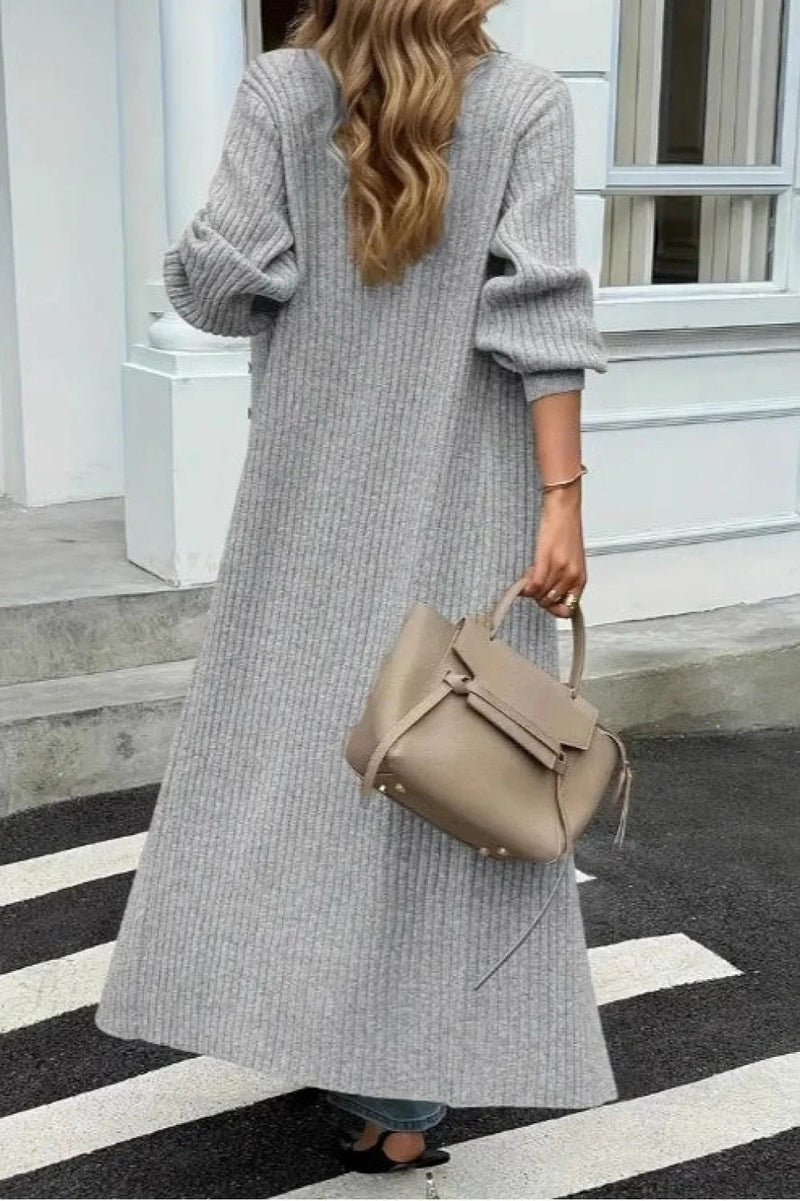 Gracefully Styled Coat for Any Occasion