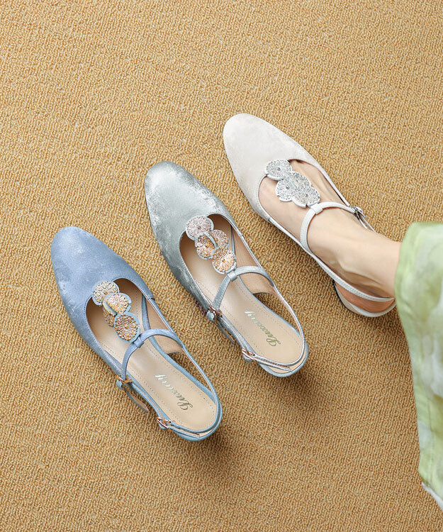 Classic Vintage Sandals with a Flattering Fit