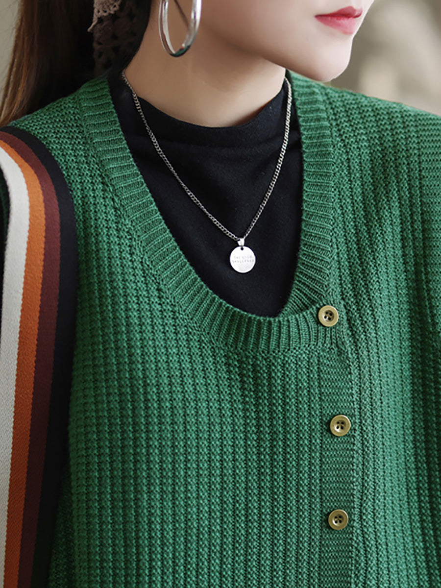 Well Tailored Sweater with a Graceful Silhouette