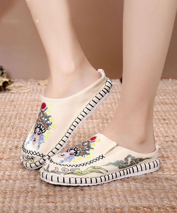 Elegantly Styled Sandals for Everyday Wear