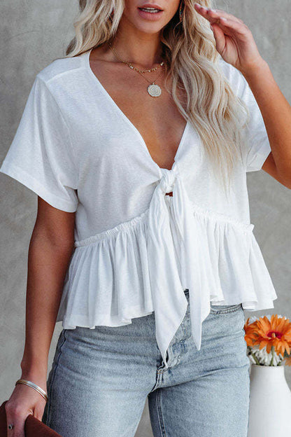 Classic Vintage Blouse with a Flattering Fit