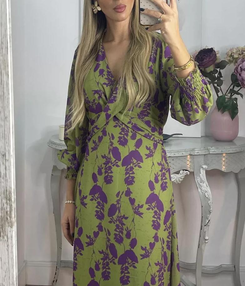 Classic Vintage & Enduringly Stylish Dress