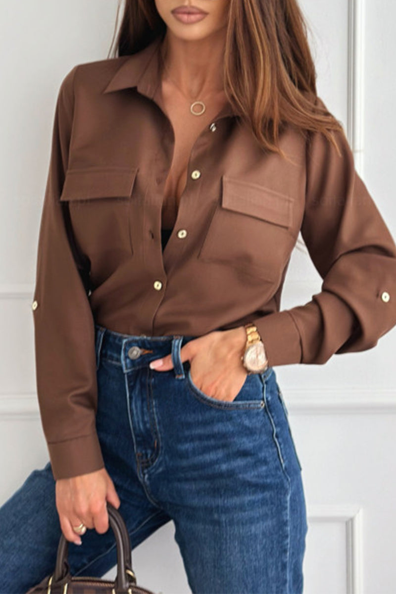 Effortlessly Elegant Blouse with a Timeless Design