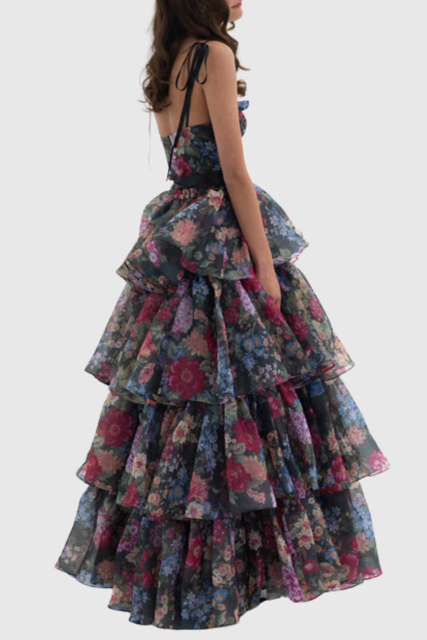 Effortlessly Elegant Garment with a Timeless Design