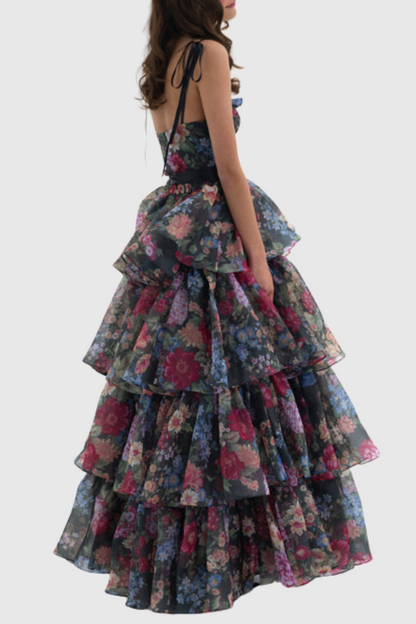 Effortlessly Elegant Garment with a Timeless Design