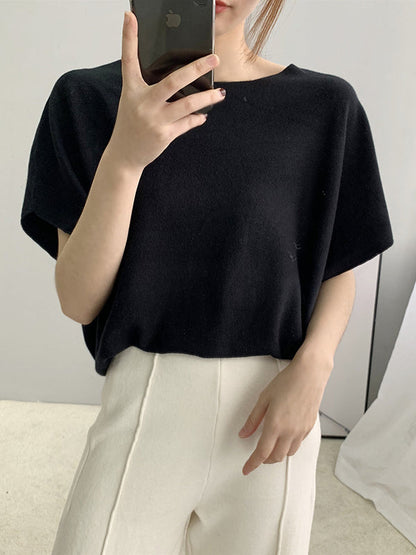 Effortlessly Elegant Sweater with a Timeless Design