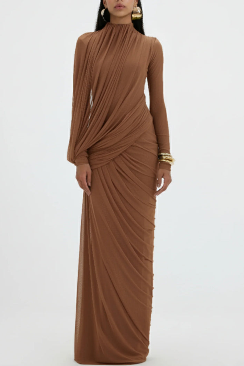 Beautifully Crafted Dress in a Classic Style