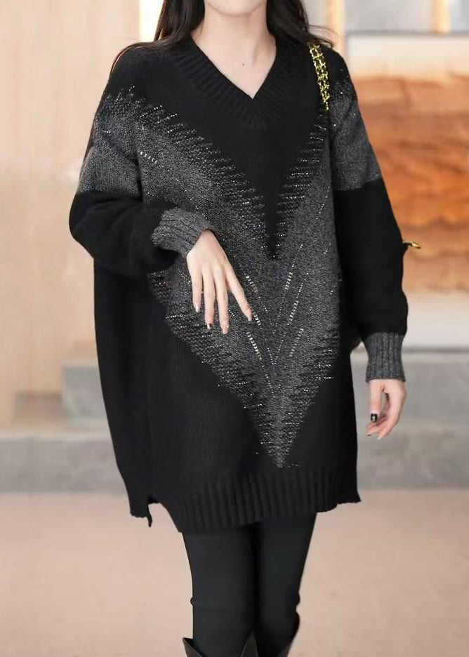 Effortlessly Elegant Sweater with a Timeless Design